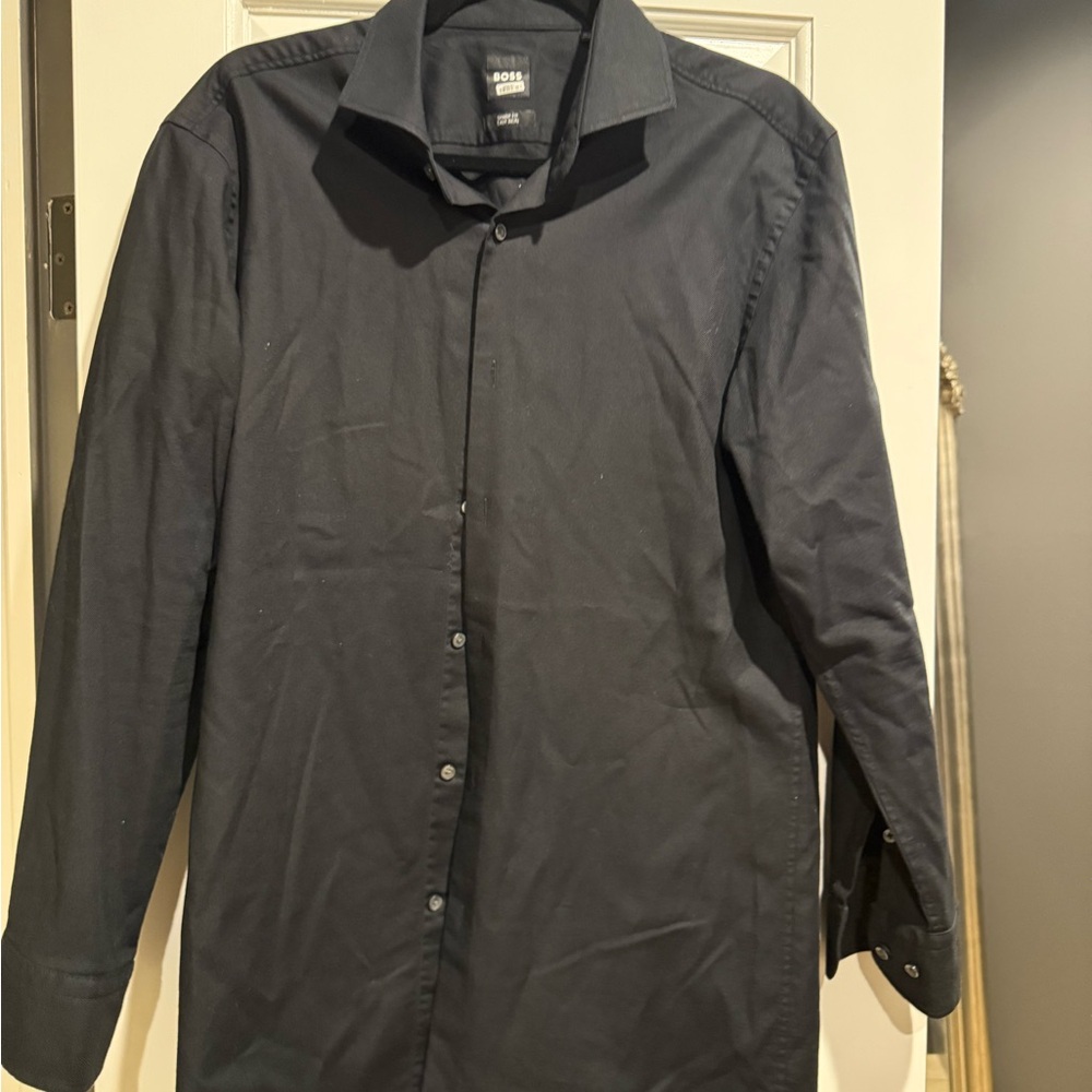 Boss men's basic black dress shirt sharp fit easy iron size large 16 1/2 neck 34